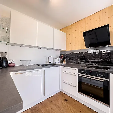 Wolf & Schaefchen 아파트 *